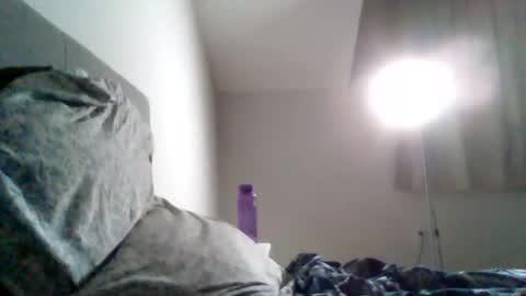 Snapshot of college_muscle chatting on 12-10-24, 01:22 foreverxshredded online show from 12-10-24, 01:22