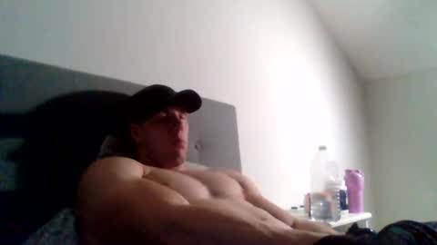 Snapshot of college_muscle chatting on 01-23-25, 09:29 foreverxshredded online show from 01-23-25, 09:29