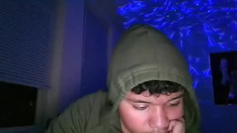 Snapshot of collegehispaniclad chatting on 09-13-25, 02:33 collegehispaniclad online show from 09-13-25, 02:33