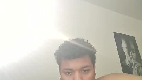 Snapshot of collegehispaniclad chatting on 02-13-26, 07:32 collegehispaniclad online show from 02-13-26, 07:32