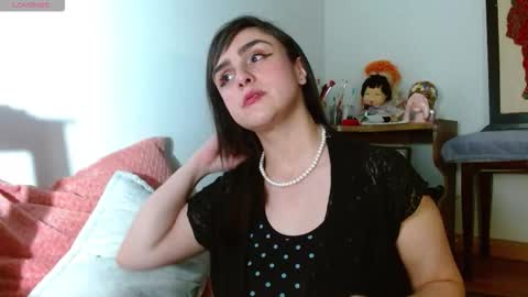 Collette online show from 11-13-25, 04:33