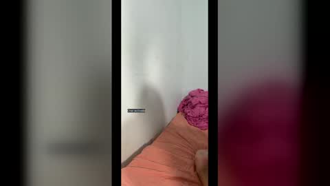 colochitapupy online show from 04-24-26, 07:44