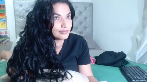 viviana online show from 02-20-25, 05:40