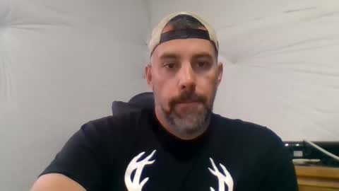 Just me online show from 04-28-26, 03:28