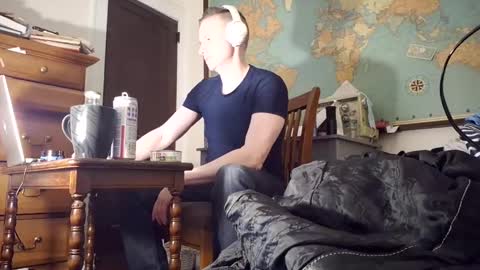 comecontrol online show from 03-04-25, 05:42