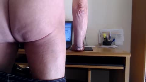 Snapshot of comemivuoi chatting on 06-02-26, 08:49 comemivuoi online show from 06-02-26, 08:49