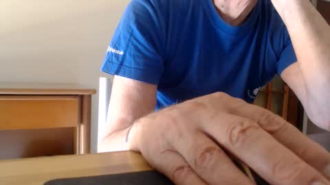 Snapshot of comemivuoi chatting on 06-07-26, 11:25 comemivuoi online show from 06-07-26, 11:25