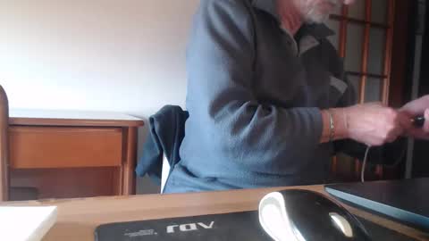 comemivuoi2 online show from 03-23-26, 05:44