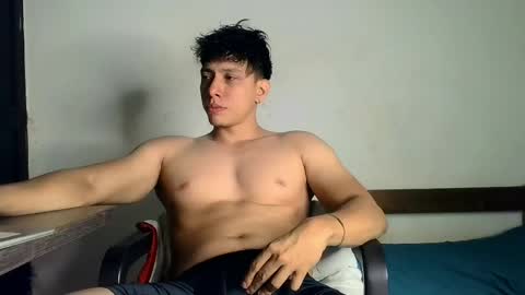 Snapshot of conde2710 chatting on 06-02-26, 09:00 ELCONDE online show from 06-02-26, 09:00