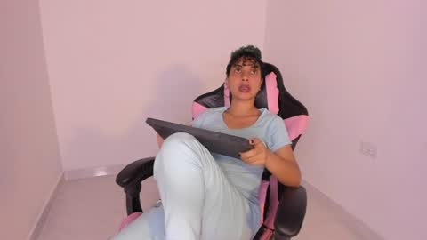 Snapshot of conejita_lis chatting on 07-04-26, 12:50 Conejita online show from 07-04-26, 12:50