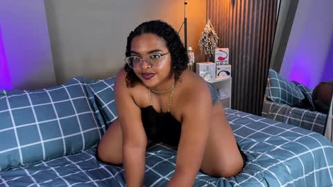 conielaurenth online show from 12-27-24, 01:11