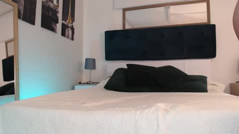 Snapshot of connie_haze chatting on 12-20-24, 10:43 Connie online show from 12-20-24, 10:43