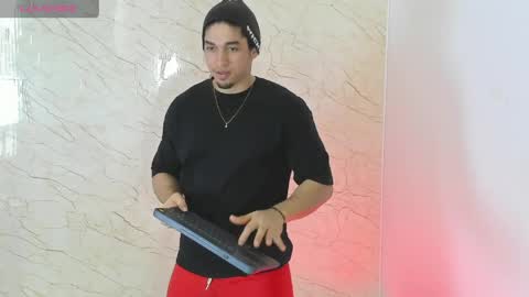 Connor online show from 04-06-26, 08:32