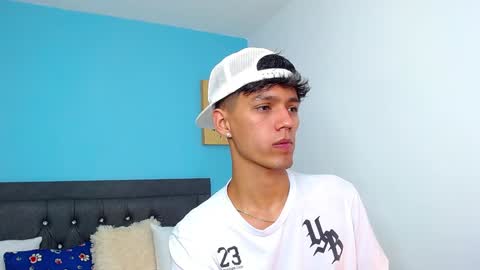 Snapshot of connor_garrett chatting on 01-27-25, 09:00 Connor online show from 01-27-25, 09:00