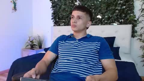 Snapshot of connor_king1 chatting on 12-18-24, 01:12 Connor King1 online show from 12-18-24, 01:12