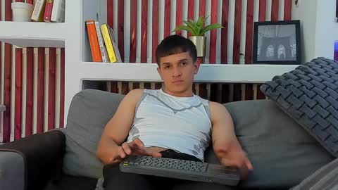 Snapshot of connor_king1 chatting on 01-06-25, 06:10 Connor King1 online show from 01-06-25, 06:10