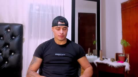 Connor Smith online show from 01-30-25, 07:04