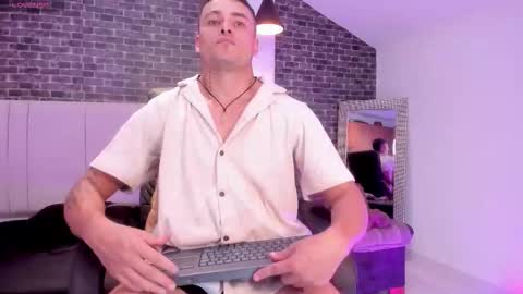 Connor Smith online show from 03-11-26, 04:13