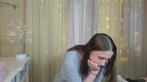 Snapshot of constancebetter chatting on 12-14-24, 07:51 Constance online show from 12-14-24, 07:51