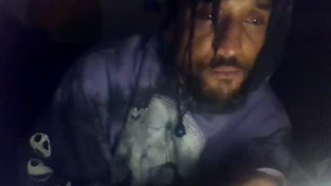 Snapshot of convertibl chatting on 11-18-25, 01:44 convertibl online show from 11-18-25, 01:44