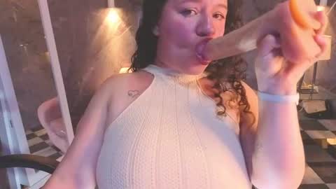 Snapshot of cony_curly_b chatting on 06-17-26, 03:09 Online 2200 - 0600 online show from 06-17-26, 03:09