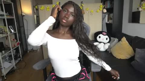 Carola  independent model online show from 11-12-25, 12:49