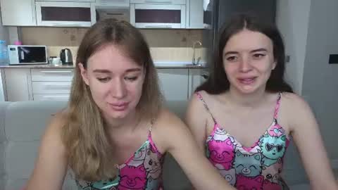 Snapshot of cookies_duo chatting on 07-01-26, 06:15 Alice untill 16 th February online show from 07-01-26, 06:15