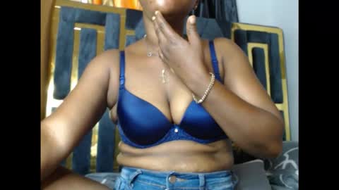 cookiexjuice online show from 10-18-25, 12:39