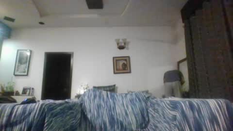 Snapshot of cool2buddies chatting on 06-08-26, 12:03 Cool2Buddies online show from 06-08-26, 12:03