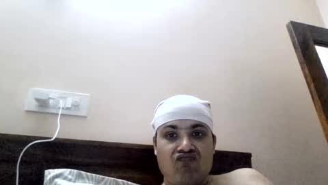Snapshot of cool_breeze09 chatting on 06-11-26, 10:57 Cool Breeze09 online show from 06-11-26, 10:57