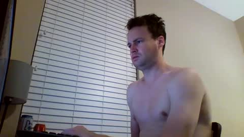 Snapshot of cooldude122222 chatting on 12-29-24, 03:22 cooldude122222 online show from 12-29-24, 03:22