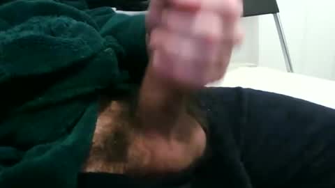 Snapshot of coolhairy chatting on 12-04-24, 01:25 coolhairy online show from 12-04-24, 01:25