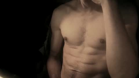 Snapshot of coolmementox chatting on 09-18-25, 12:34 ChoveEnArrakis online show from 09-18-25, 12:34