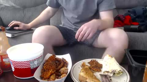 Snapshot of copper_crotch chatting on 06-27-26, 01:43 copper_crotch online show from 06-27-26, 01:43
