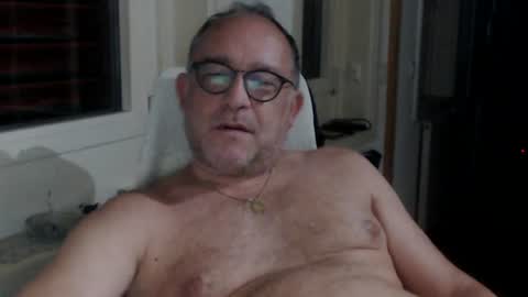 Snapshot of coquin369 chatting on 07-01-26, 09:14 Coquin369 online show from 07-01-26, 09:14