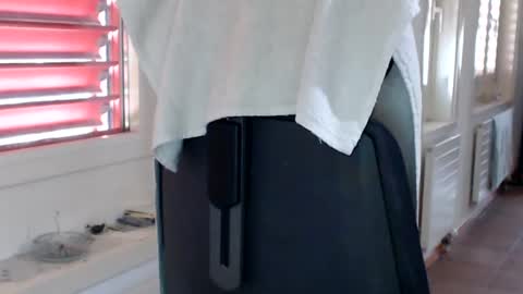 Snapshot of coquin369 chatting on 07-11-26, 05:26 Coquin369 online show from 07-11-26, 05:26