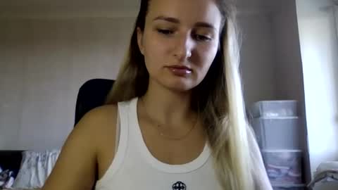 cora_fora online show from 09-15-25, 07:30