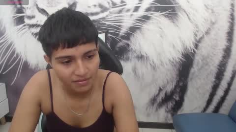 Snapshot of cora_gunn chatting on 01-28-25, 02:42 Cora online show from 01-28-25, 02:42