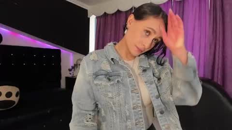 Coral  online show from 02-17-26, 12:45