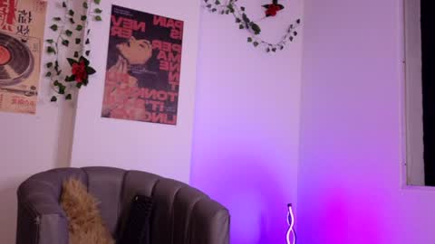 Snapshot of coraliebronson chatting on 06-11-26, 12:32 Coralie Bronson online show from 06-11-26, 12:32