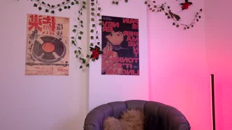 Snapshot of coraliebronson chatting on 06-30-26, 11:50 Coralie Bronson online show from 06-30-26, 11:50