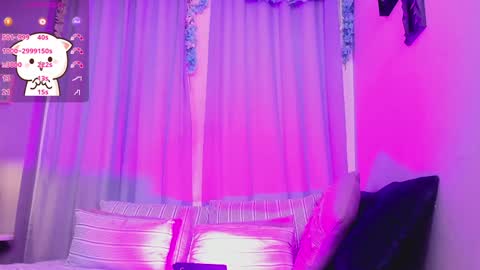 Snapshot of coralinericce_ chatting on 12-06-24, 05:53 Coral Stefani online show from 12-06-24, 05:53