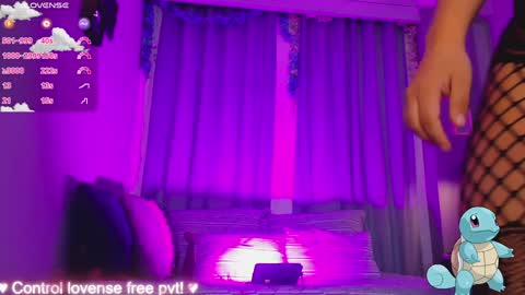 Snapshot of coralinericce_ chatting on 01-06-25, 05:08 Coral Stefani online show from 01-06-25, 05:08