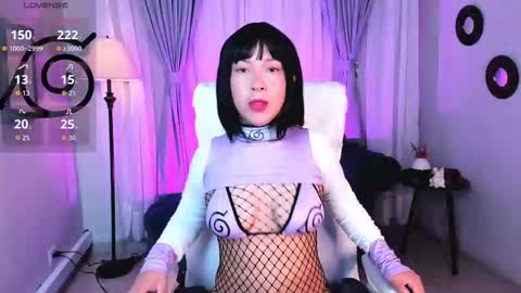 Snapshot of coralinericce_ chatting on 10-01-25, 01:44 Coral Stefani online show from 10-01-25, 01:44