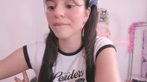 Snapshot of coralinexxx07 chatting on 04-28-26, 06:13 Coraline uwu Bienvenidos al dulce mundo de Coraline Hola amores soy Coraline Una chica tierna juguetona online show from 04-28-26, 06:13