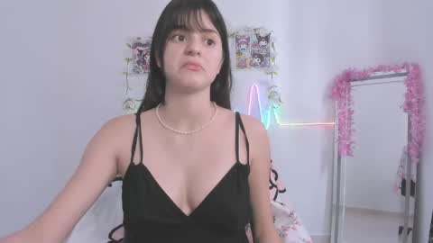 Snapshot of coralinexxx07 chatting on 05-05-26, 04:26 Coraline uwu Bienvenidos al dulce mundo de Coraline Hola amores soy Coraline Una chica tierna juguetona online show from 05-05-26, 04:26