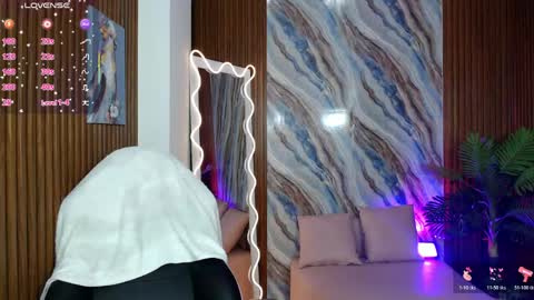 corall_tay1 online show from 04-16-26, 11:55