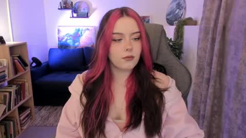 Snapshot of coramiel chatting on 04-27-26, 05:16 little girl who is always right or just Cora online show from 04-27-26, 05:16