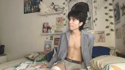Snapshot of corey_moon chatting on 01-18-26, 03:27 Corey Glenn online show from 01-18-26, 03:27