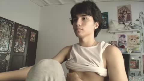Snapshot of corey_moon chatting on 07-02-26, 02:45 Corey Glenn online show from 07-02-26, 02:45